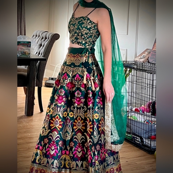 Green Indian lehenga choli garba dress navratri lehenga choli - Picture 8 of 8